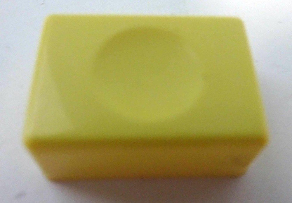 Wurlitzer P-100 Yellow Button Cap