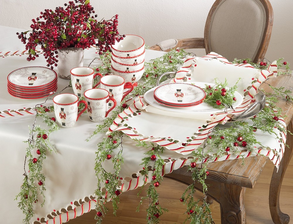Candy Cane Design Christmas Holiday Table Runner
