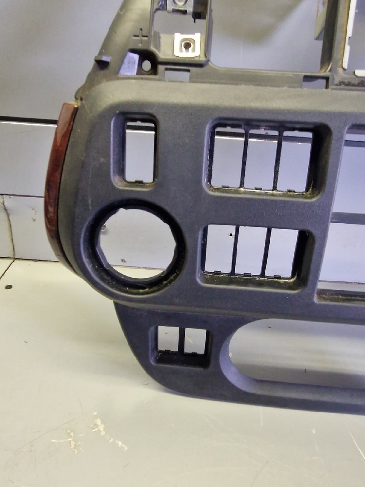 DAF XF 106 DASH RADIO TRIM