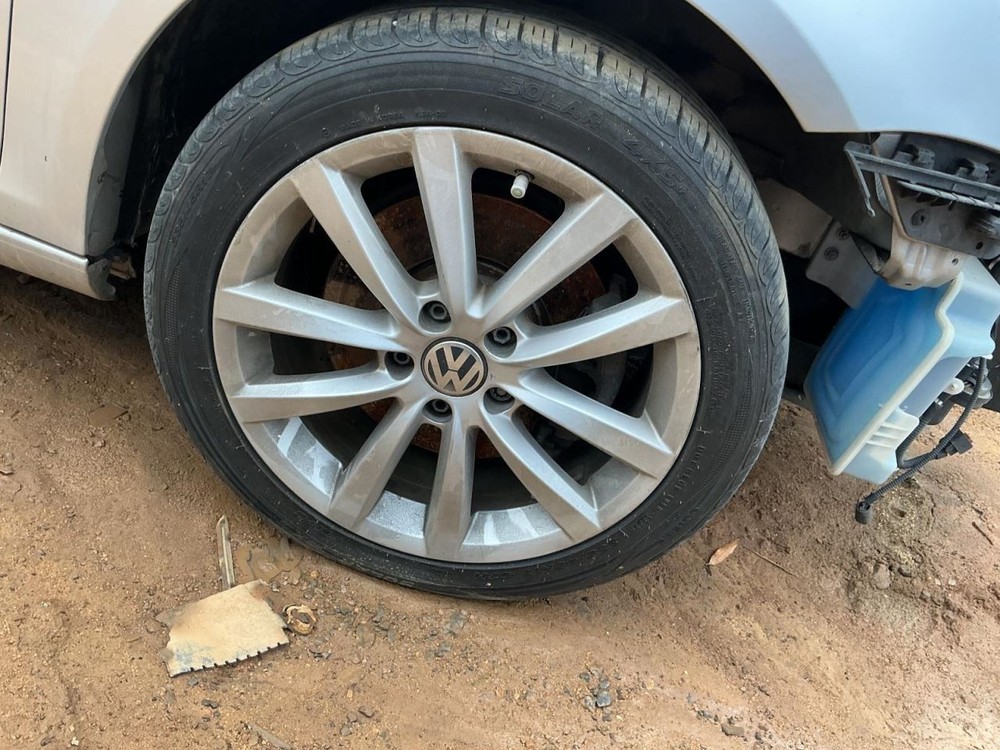 Fuse Box Engine Compartment Fits 12-16 EOS 4962054