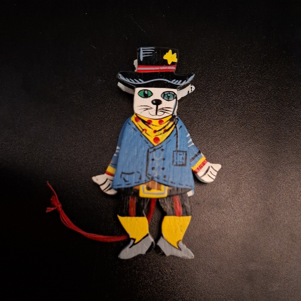 Wooden Pull String Rabbit Vintage