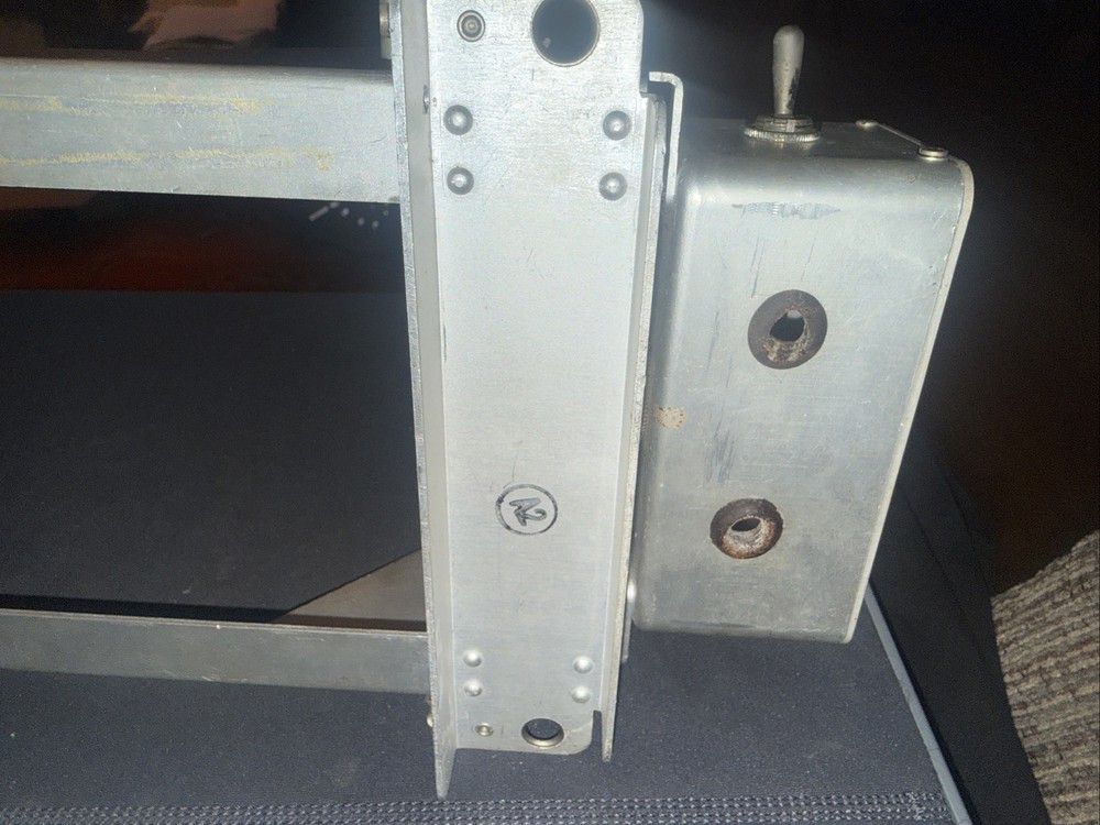 ARC-5 Command Set Transmitter Mount WWII Aircraft Bomber FT 234 A Rack