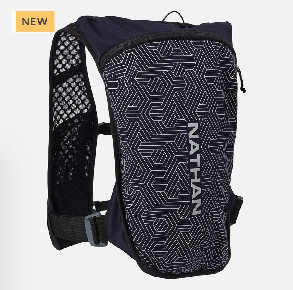 Hypernight QuickStart 3.0 4 Liter Hydration Pack 1.5L Bladder Reflective Nathan