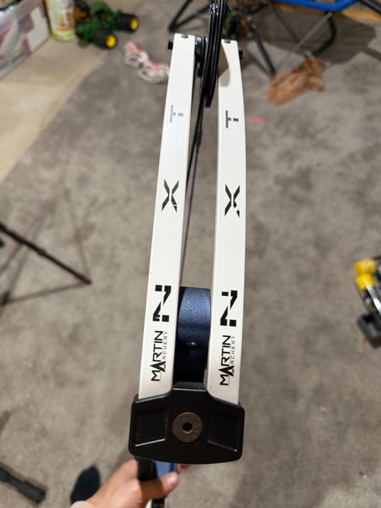 martin axxon 8 60lb