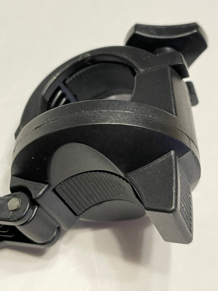 Universal Bicycle Flashlight Mounting Bracket - Black, Adjustable (1pc)