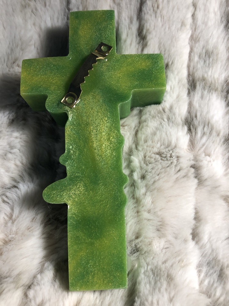 Faith, Cross￼
