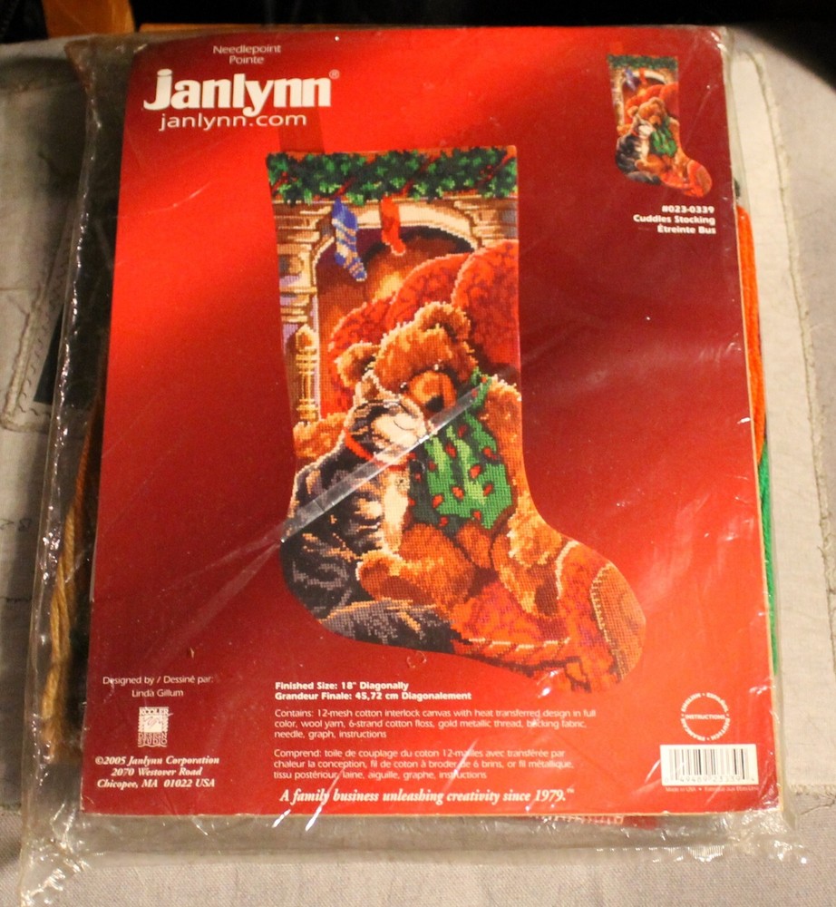Janlynn Needlepoint: Cuddles Stocking , Kit 023-0339 Christmas