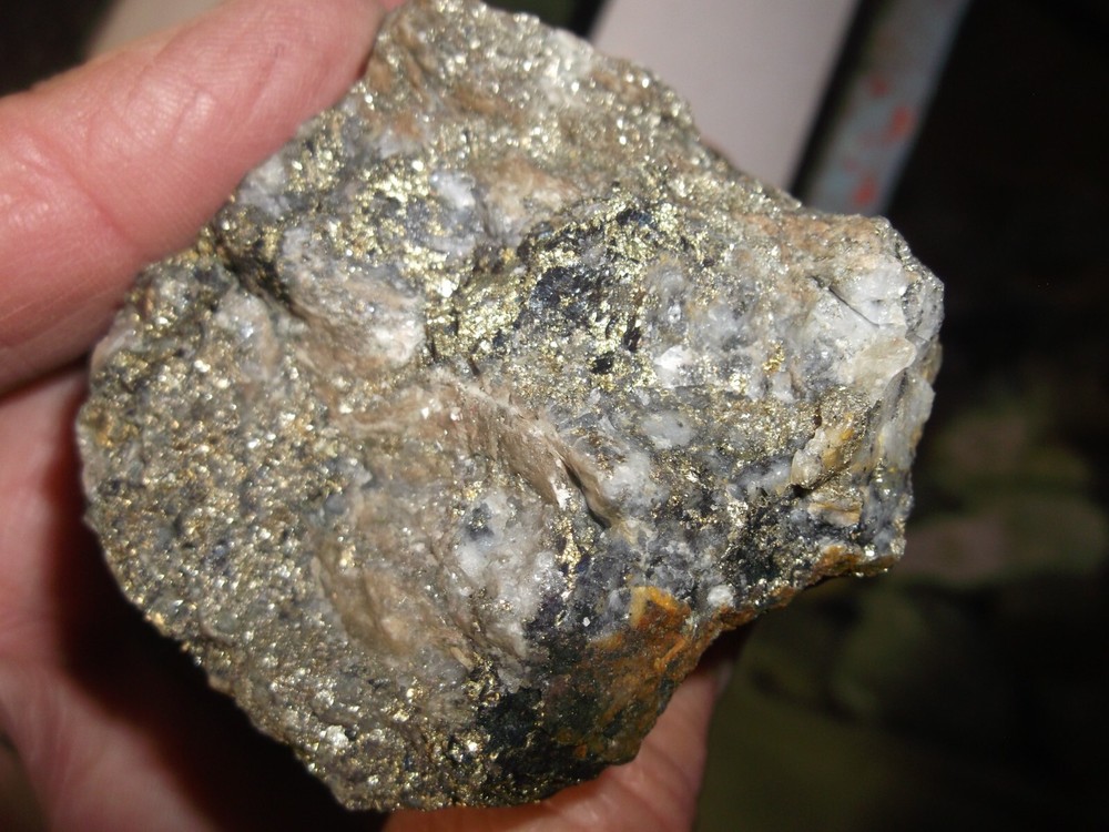 gold silver copper ore, 234 grams samples ,ore high grade .