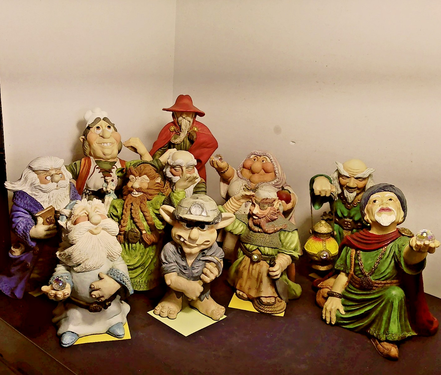 World Of Krystonia 11 Figurines Your CHOICE!