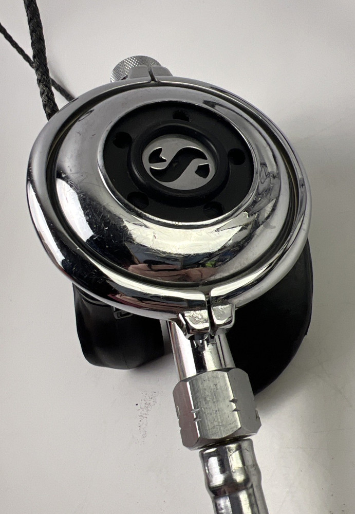 Scubapro Automatic Decompression Meter Plus Regulator, etc. See Pics