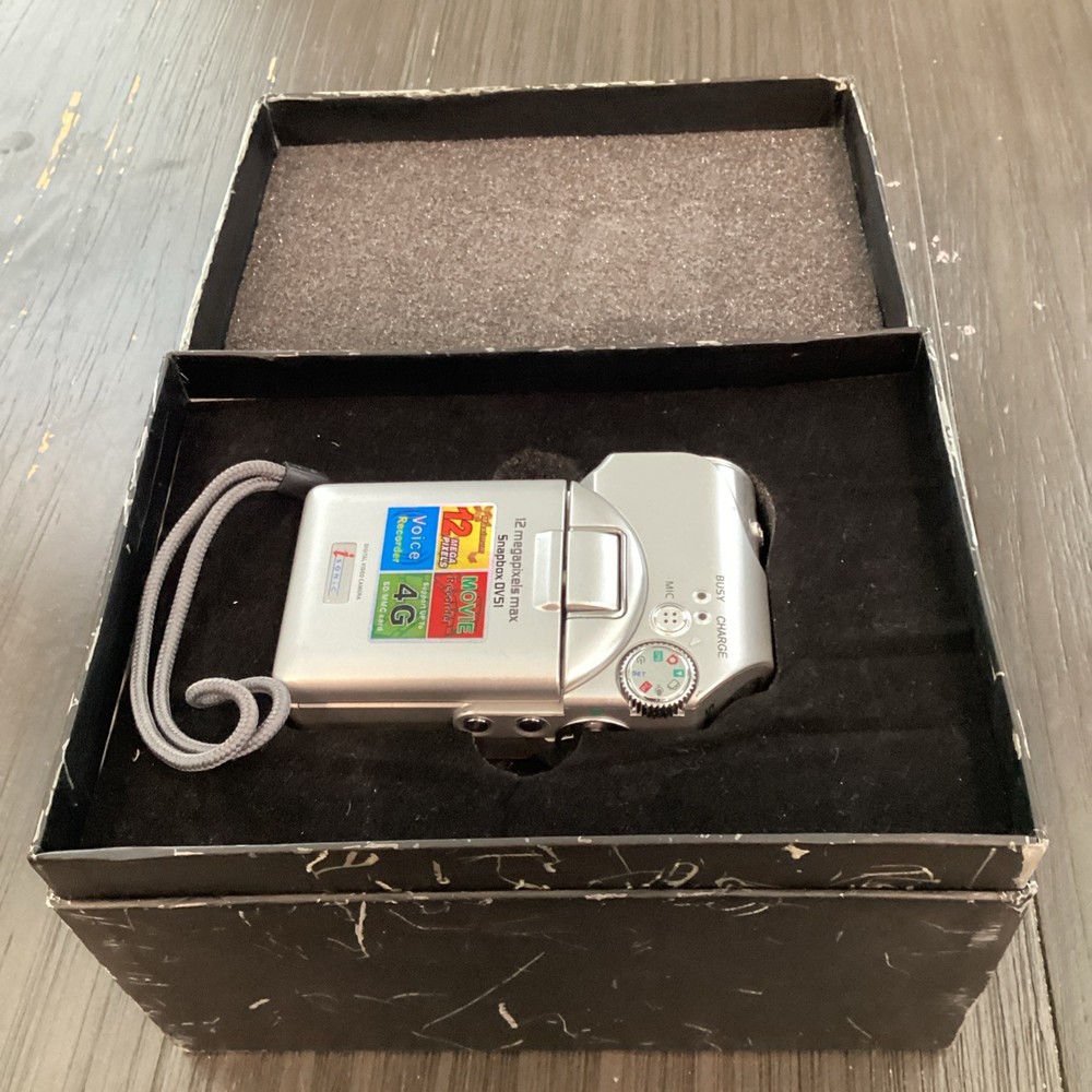 Sonic Snapbox DV51 Digital Video Camera 12 Megapixel