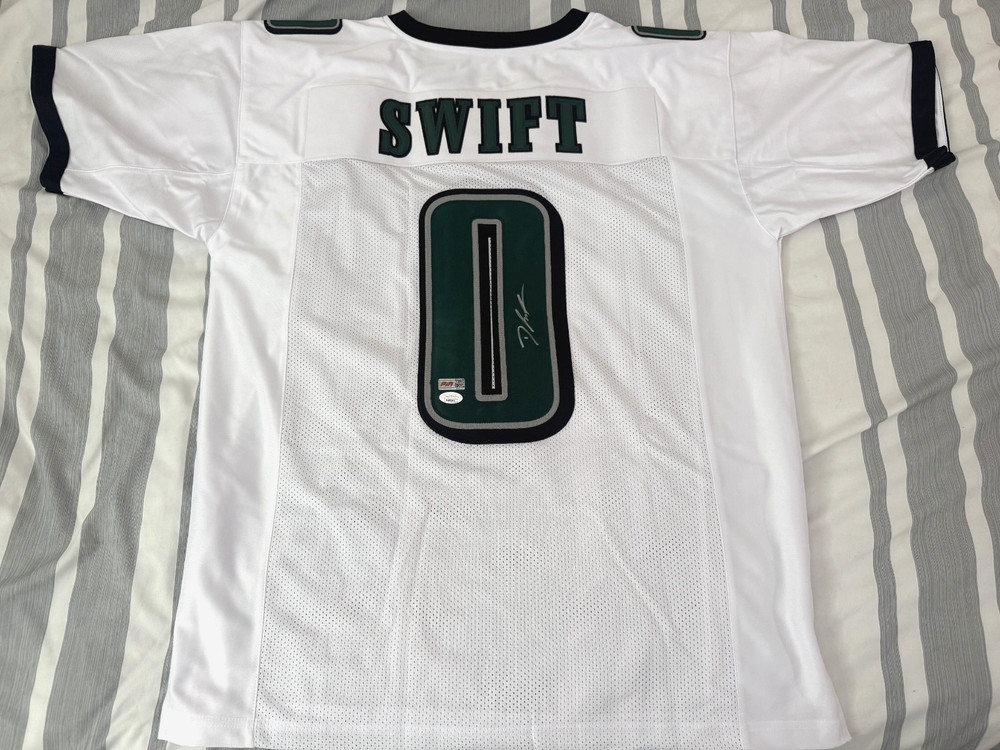 D'Andre Swift Signed Jersey Philadelphia Eagles White JSA Certified