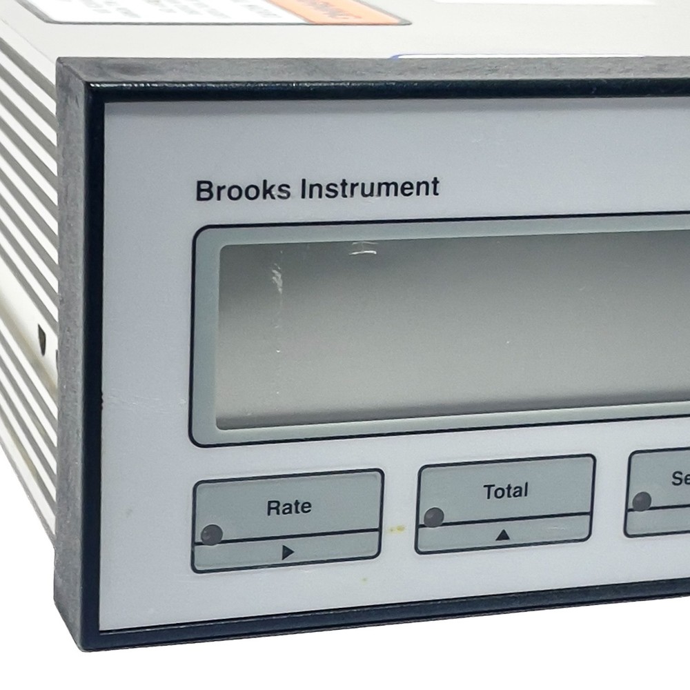 Brooks Instrument 0151E Mass Flow Controller / Readout Computer P/N 0151E-10A