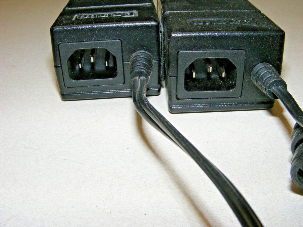 (2) Extron 28-071-27LF Power Supply