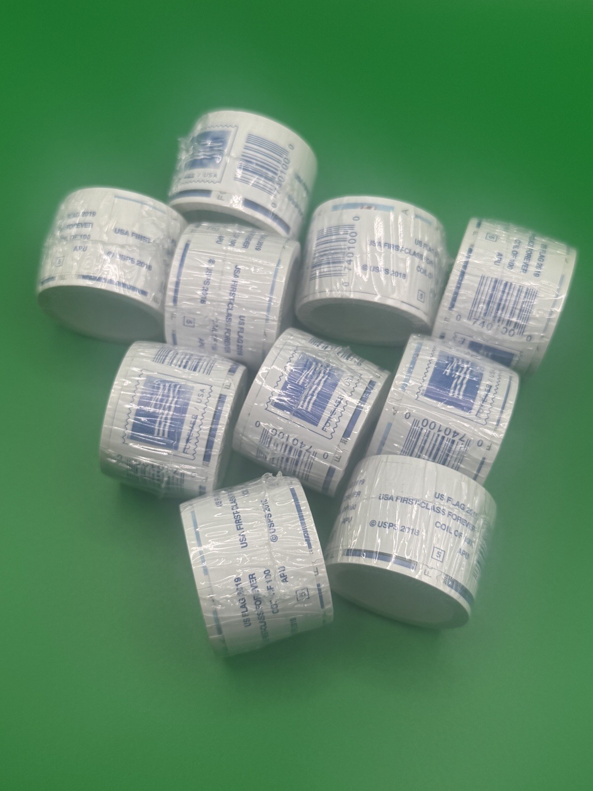 (FREE PRIORITY) 1 roll of 100 2019 Forever Stamps