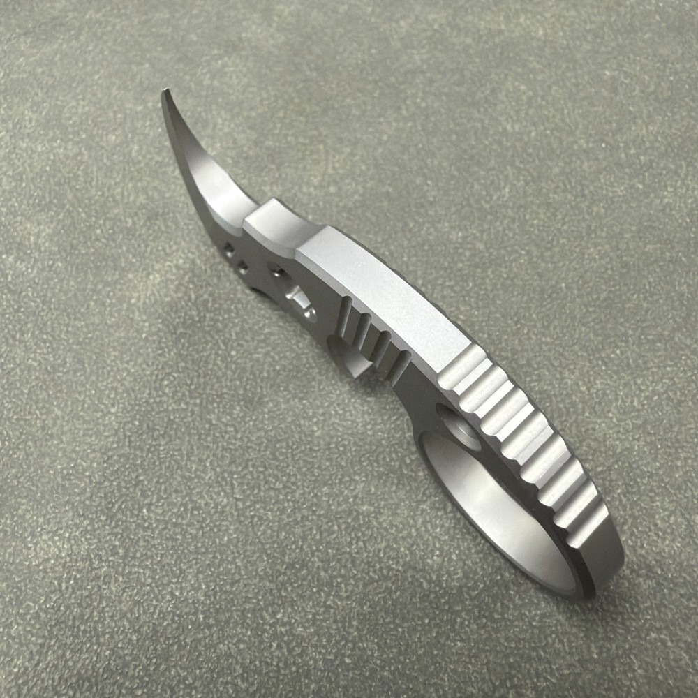 Doceaedc RIHE Design TC4 Titanium Rhinoceros Crowbar EDC Multi functional Tool