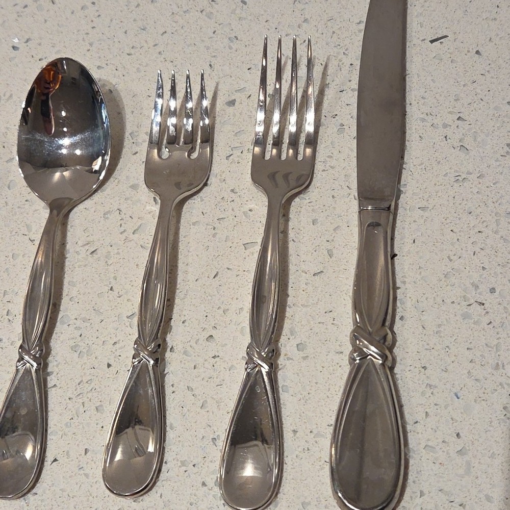Oneida Amway Stainless 5 Piece Place Setting Knot Pattern