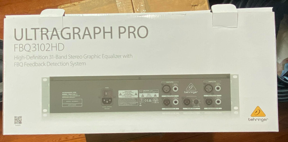 Behringer Ultragraph Pro FBQ3102HD Equalizer with FBQ Feedback Detection System