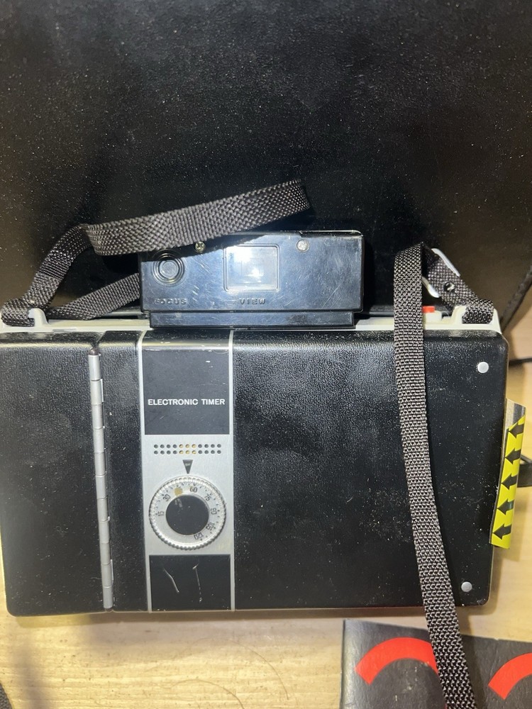 Polaroid Automatic 335 Land Camera W/ Case, Flash & Extras VINTAGE