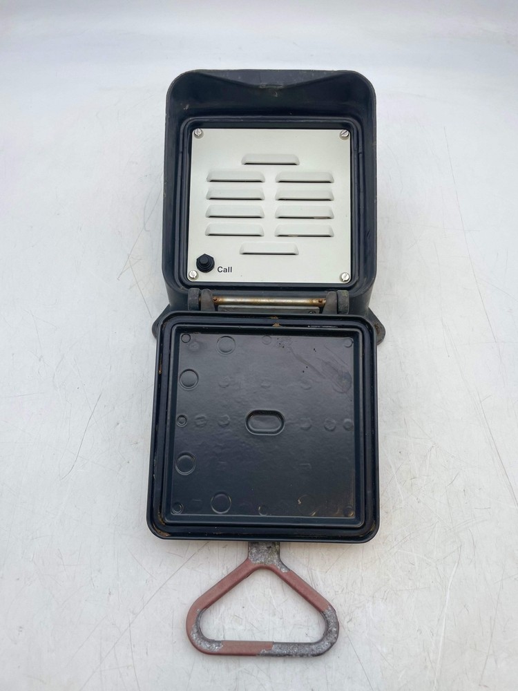 SAM Electronics Amplidan 820015037 Marine Intercom Enclosure, 20 Ohm Spkr (Used)
