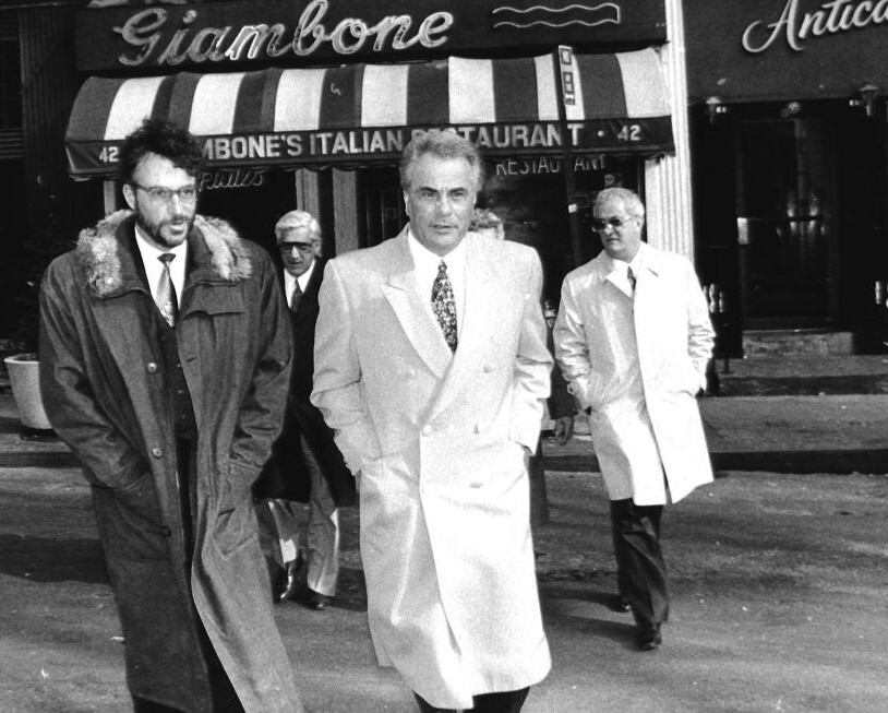 JOHN GOTTI 8X10 PHOTO MAFIA ORGANIZED CRIME MOBSTER MOB PICTURE GIAMBONE'S