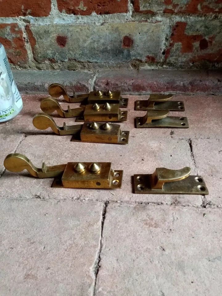 SASH WINDOW FASTENERS. BRASS. TOP QUALITY. VINTAGE