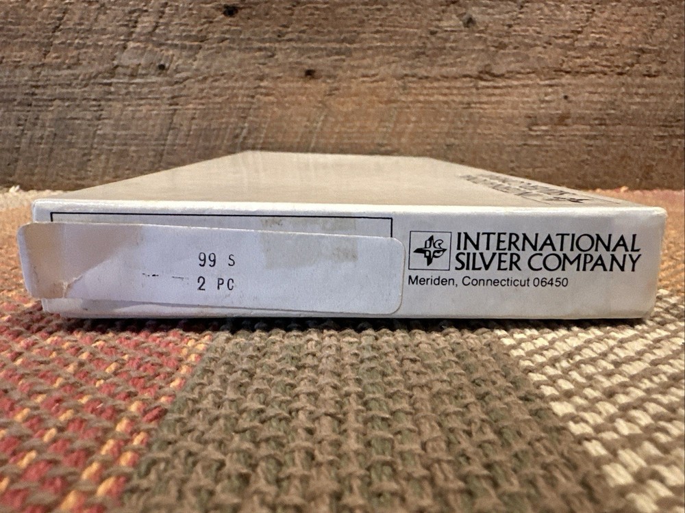 Vintage International Silver Co. 2 Piece Silverplate Cranberry Set W/ Box