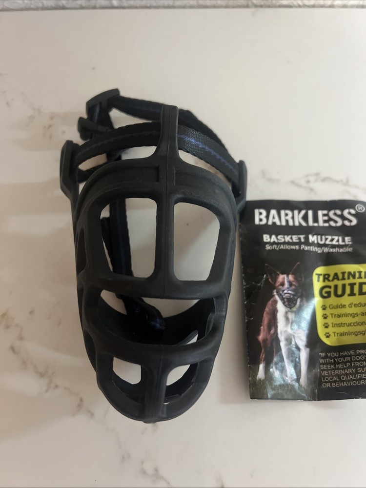 Dog Muzzle 3 Medium Black Adjustable Straps 3M Size