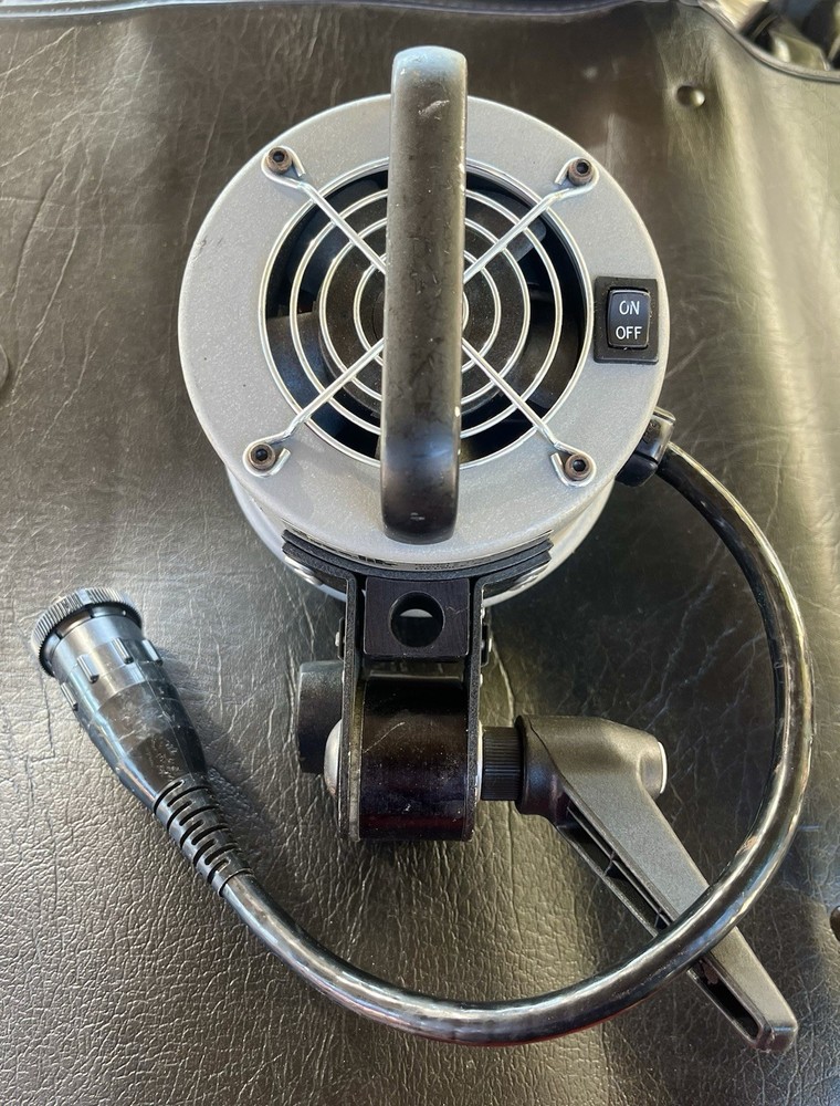 Dynalite 2040 Blower Cooled Flash Head Strobe