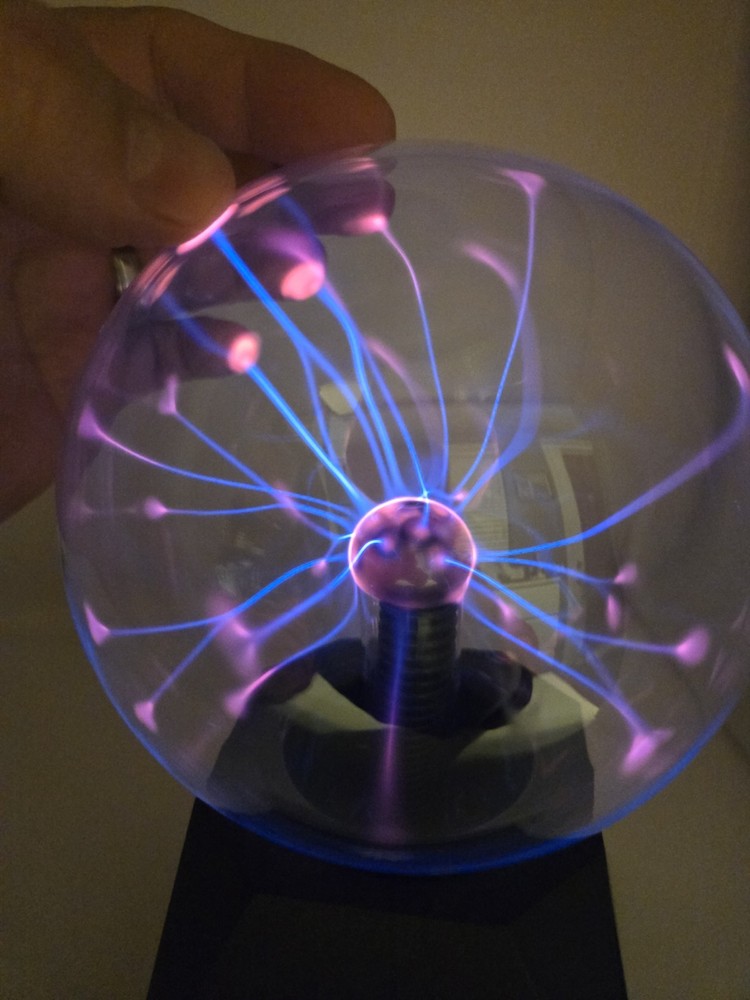 Smithsonian Plasma Ball Lamp Light Touch Sensitive - Touch & Sound Responsive
