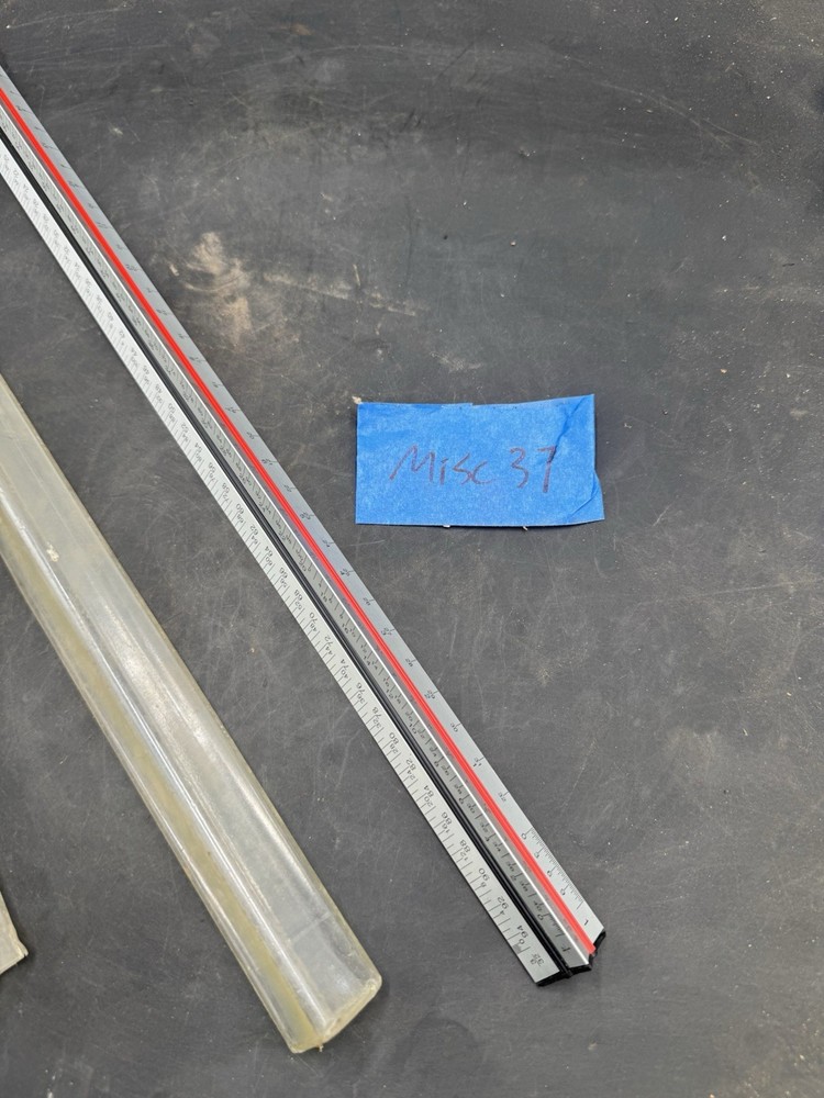 Triangular Scale Scalepro Architect In Case