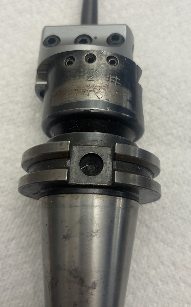CRITERION DBL-202 boring head with tool holder