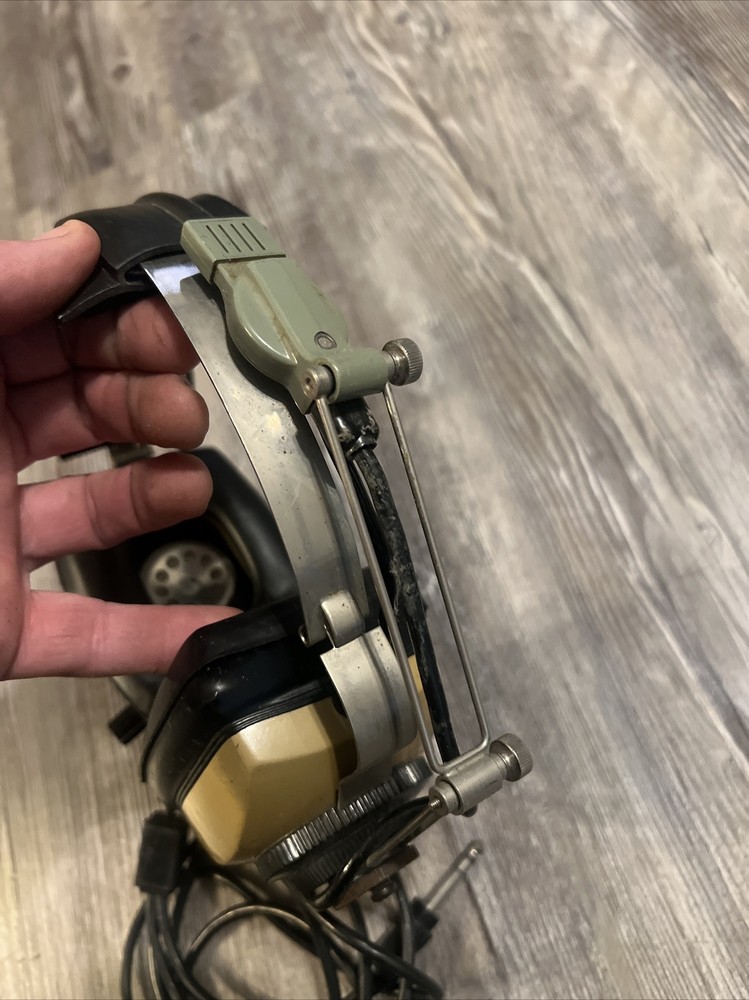 Aviation Headset, Sigtronics Model S-40. (?) UNTESTED-FOR PART