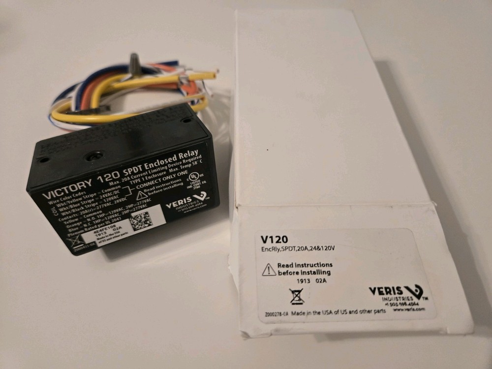 Veris V120 Enclosed Relay (OPEN BOX)