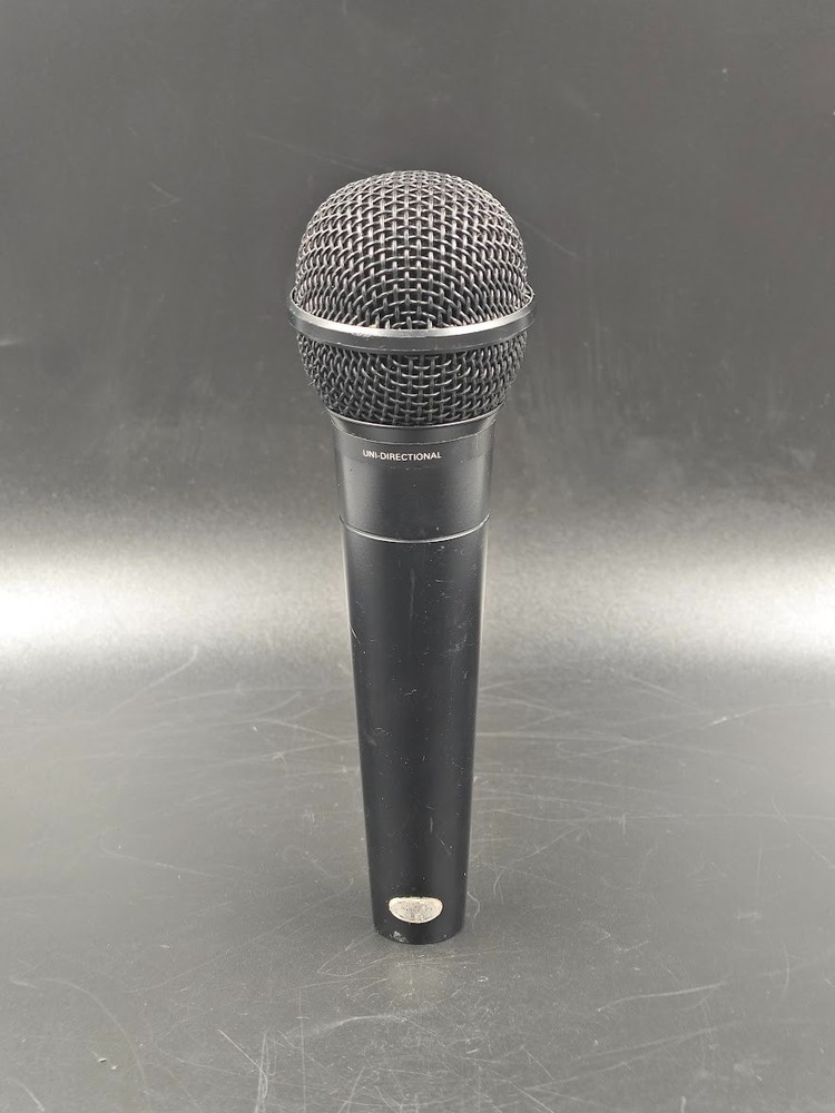Uni-Directional Dynamic Microphone Black Used Working