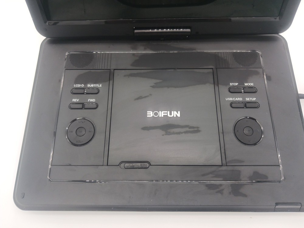 BOIFUN DP0168 Portable DVD Player