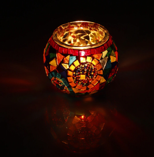 Multicolor Circle Candle Holder
