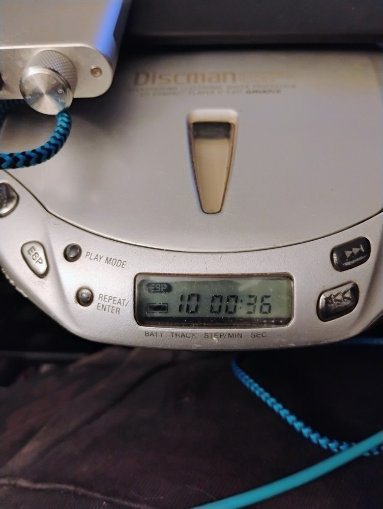 SonyD-E451 CD Player