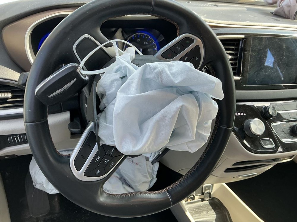 PACIFICA 2017 Glove Box 4990080