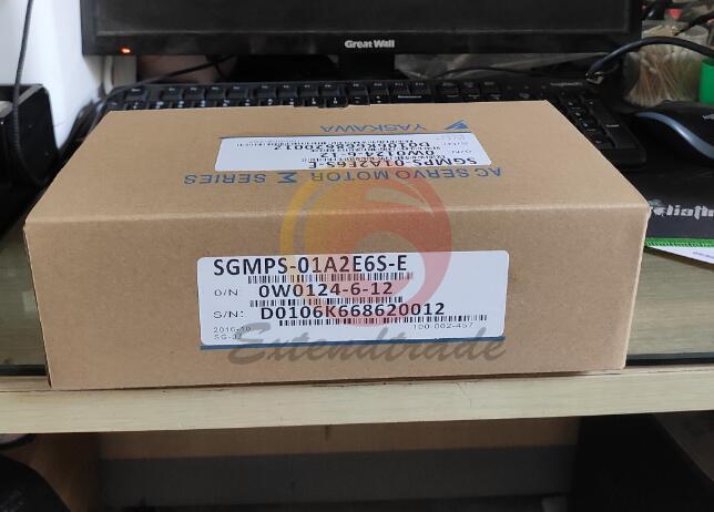1PC NEW YASKAWA SERVO MOTOR SGMPS-01A2E6S-E