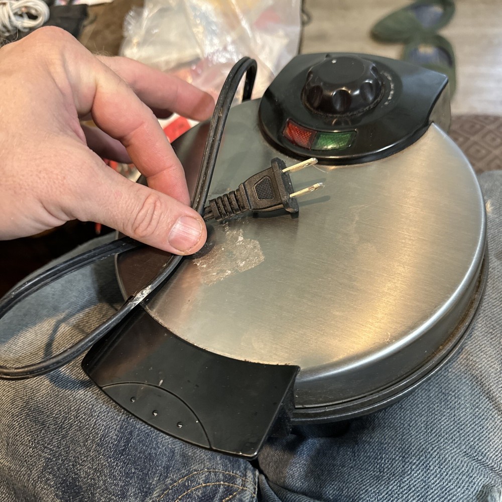 FREE SHIPPING! Oster Belgian Waffle Maker
