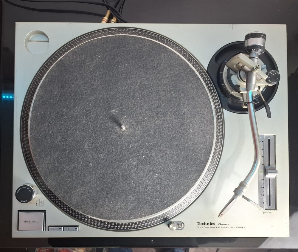 Technics SL-1200MK2 DJ Turntable - Silver