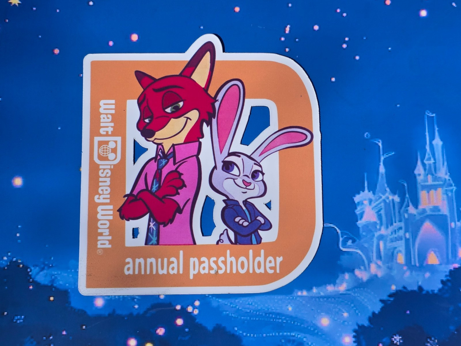 Walt Disney World ZOOTOPIA Annual Passholder Magnet ((HOME MADE))