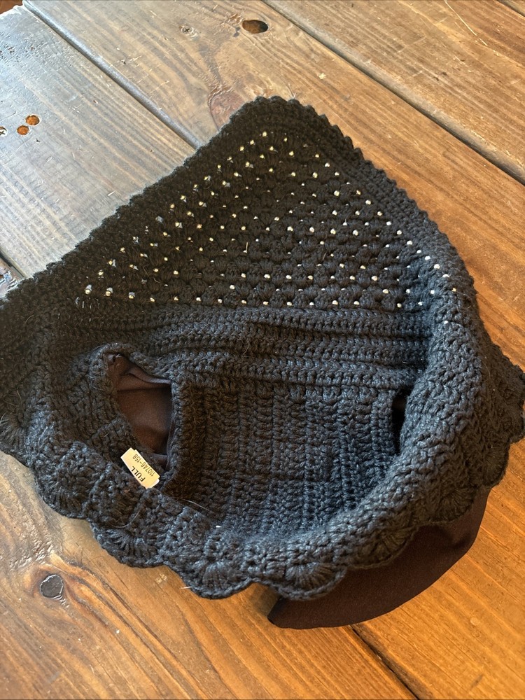 horse ear bonnet
