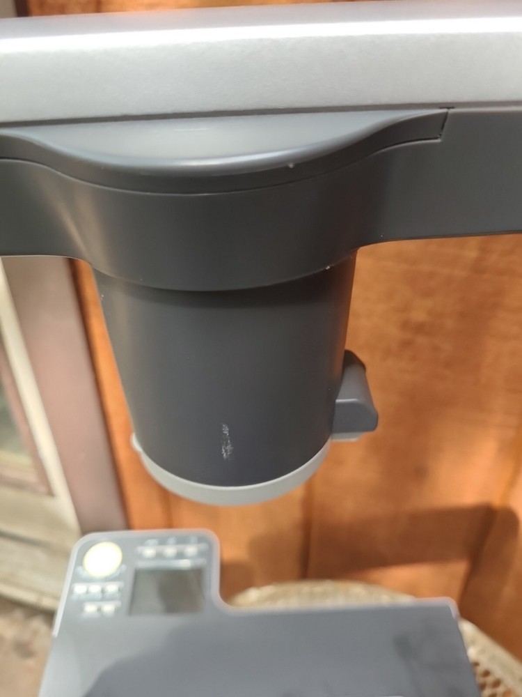 Elmo P100 16x Zoom Visual Presenter Projector Presentation Machine