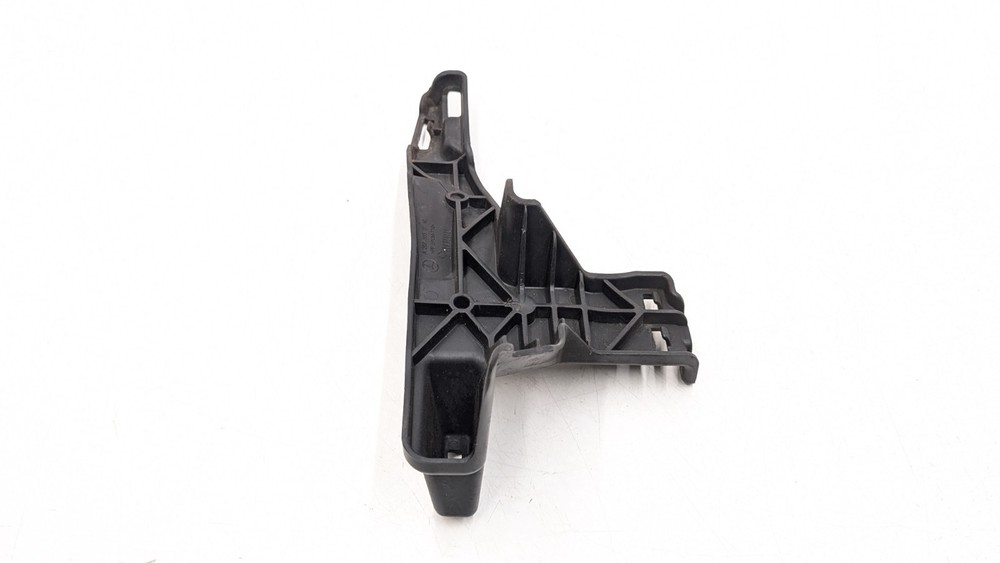 MERCEDES E CLASS C207 BUMPER MOUNT BRACKET FRONT LEFT SIDE A2078850716 2013