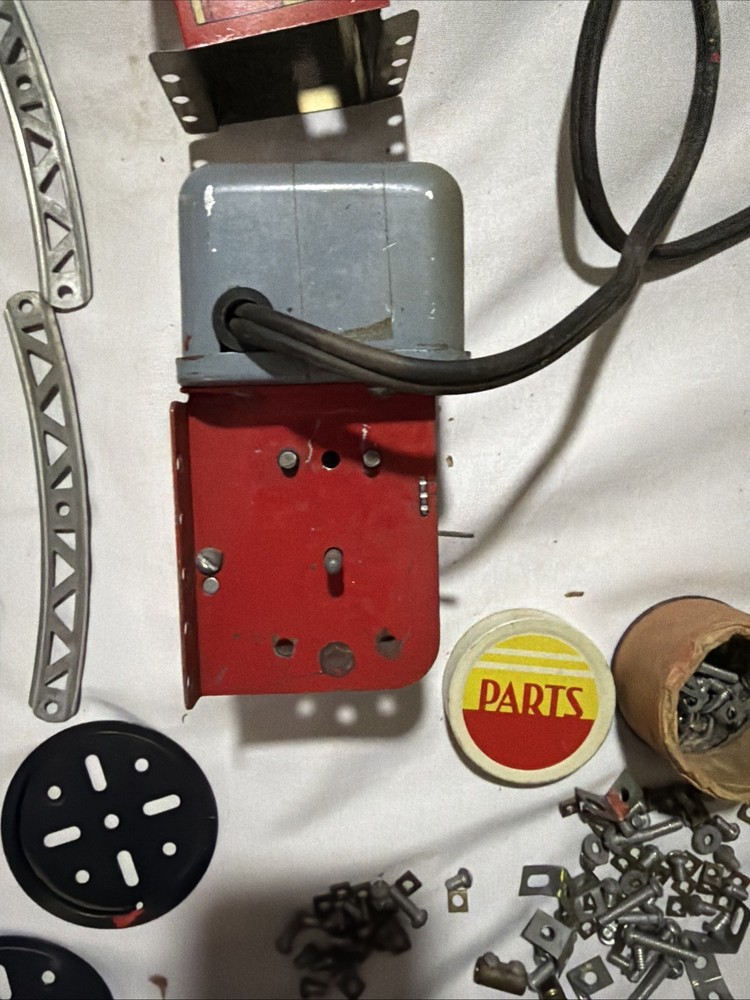 AC Gilbert Erector Set With Working A-47 Electric Motor