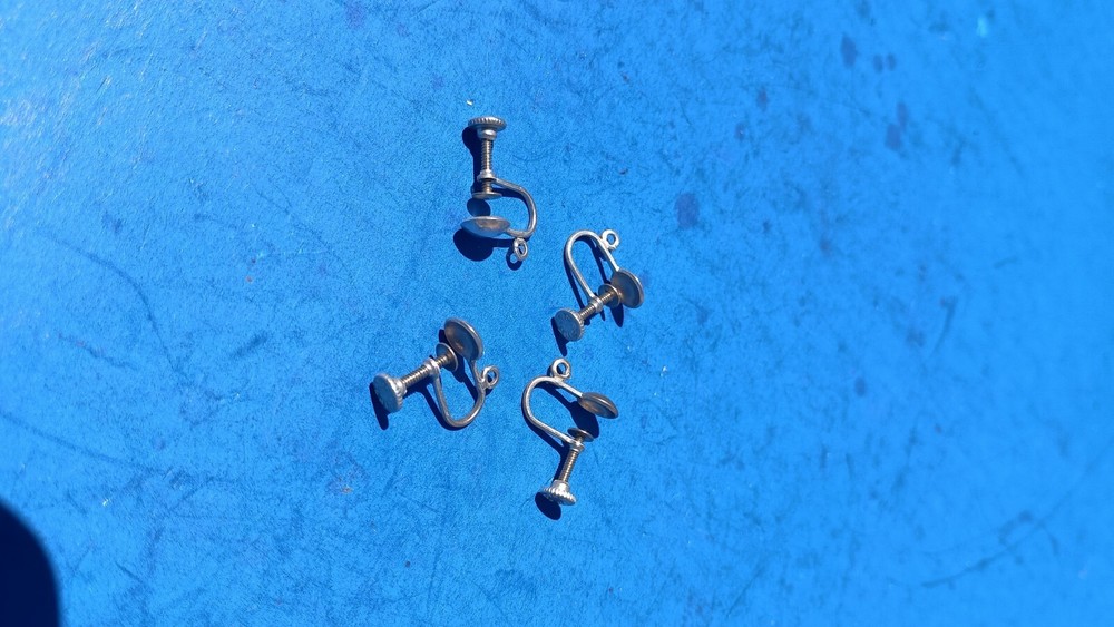 Screw back dangle earring finding setting, 2 Pair, 4 Pieces, Nickle Plated Brass