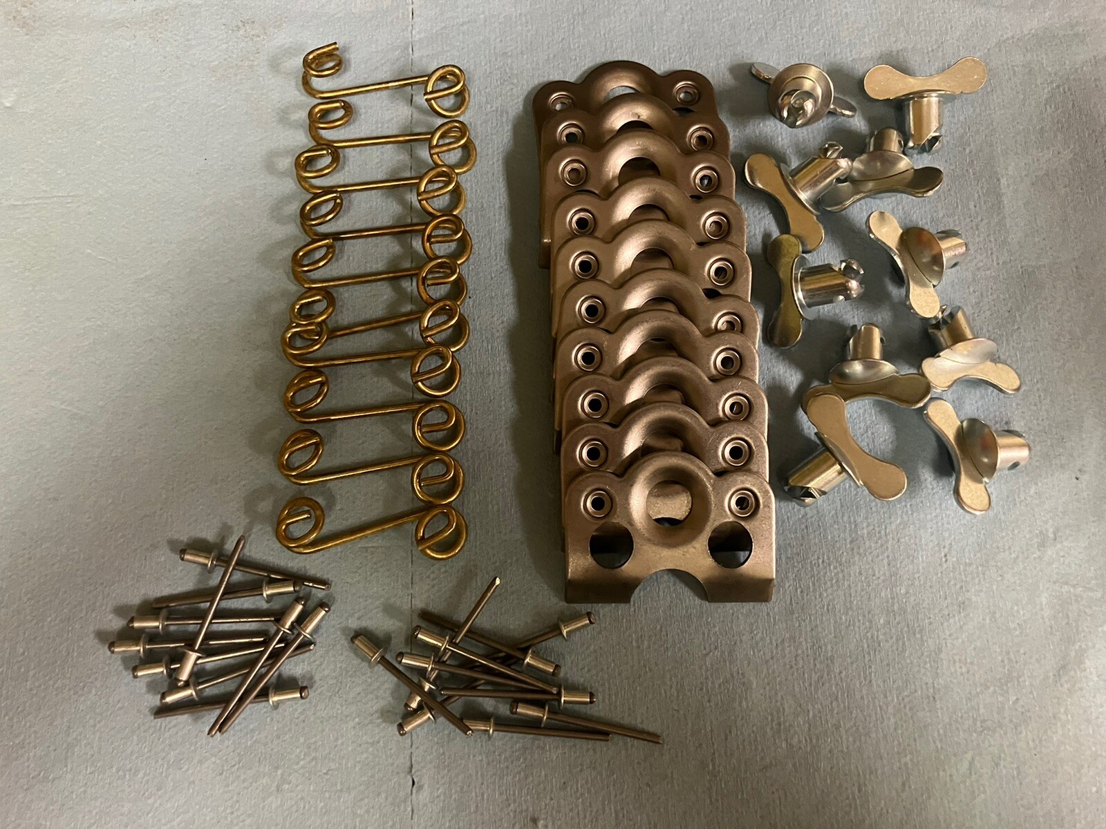 5 STEEL 7/16" BY.500" WINGED DOME HEAD 1/4 Quick Turn Dzus Fasteners ,KIT .