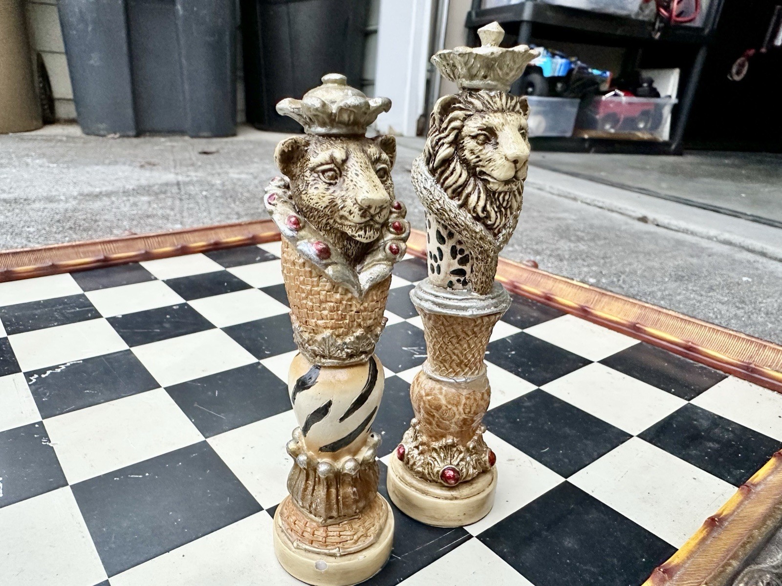 Oriental Accent Safari Wildlife Chess Set Hand Painted Resin Piece Storage Board